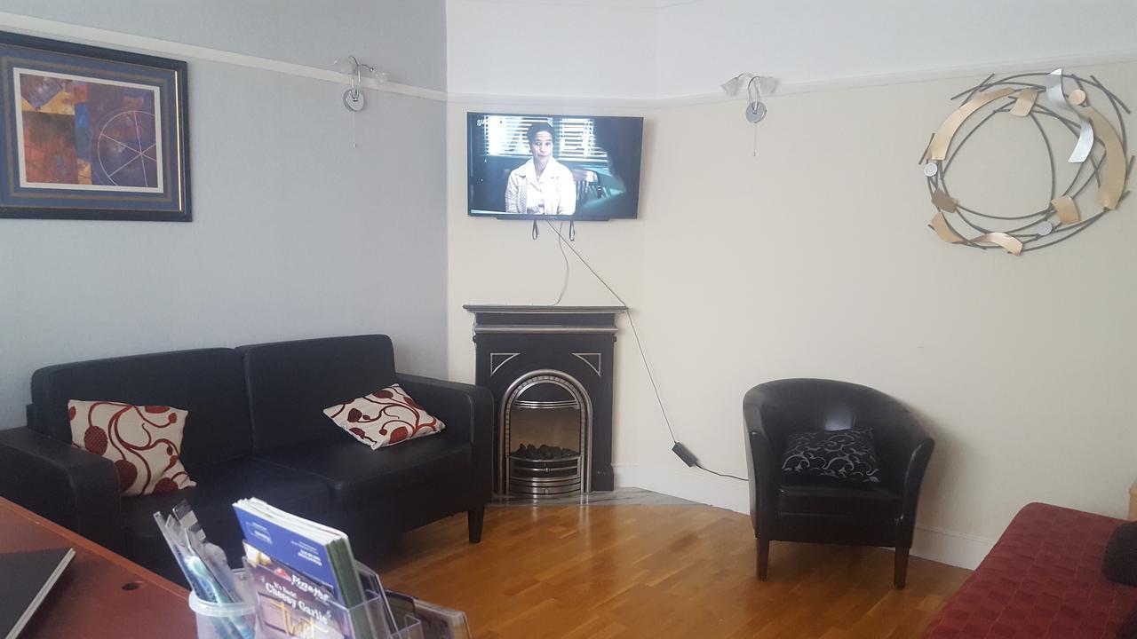 Kathleen House Enfield Εξωτερικό φωτογραφία