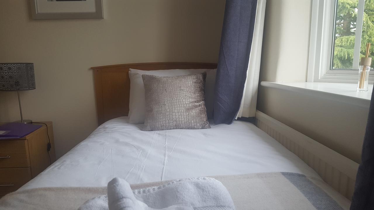Kathleen House Enfield Εξωτερικό φωτογραφία